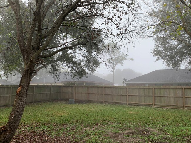 Building Photo - 7022 Harpers Dr