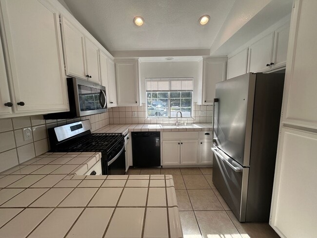 Building Photo - 4093 Heartland Way