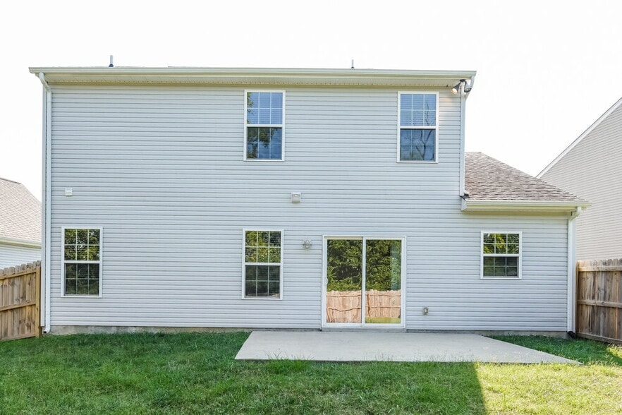 Building Photo - 724 Maylene Dr