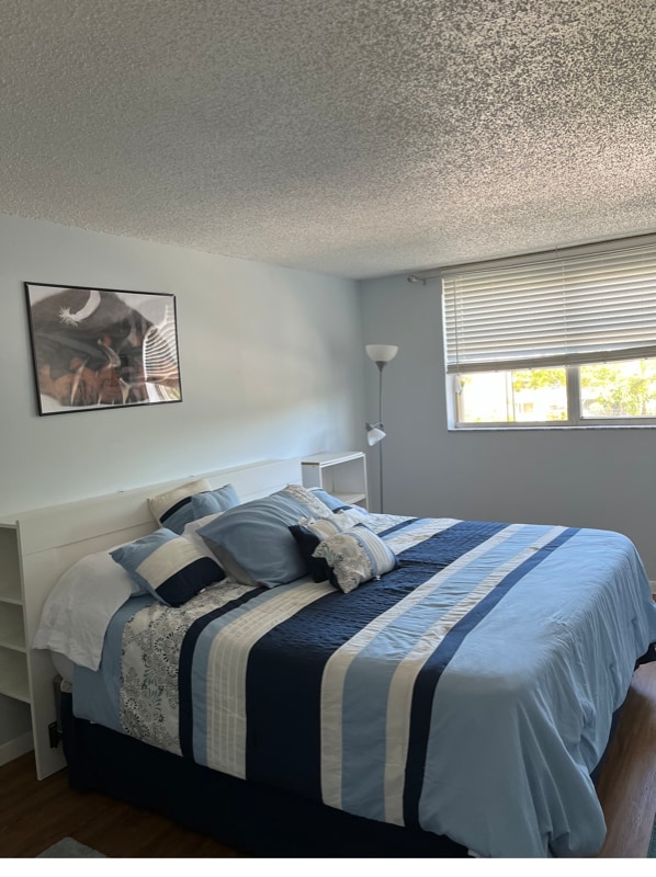 Building Photo - 500 Executive Center Dr