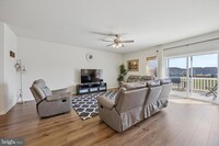 Building Photo - 68 Painters Wy