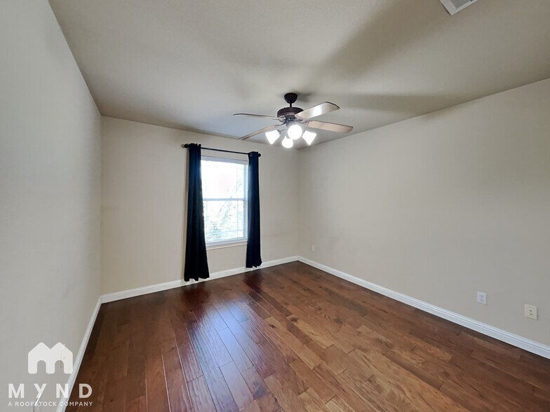Building Photo - 713 Wood Mesa Ct