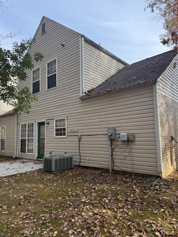 Building Photo - 6647 Sunset Park