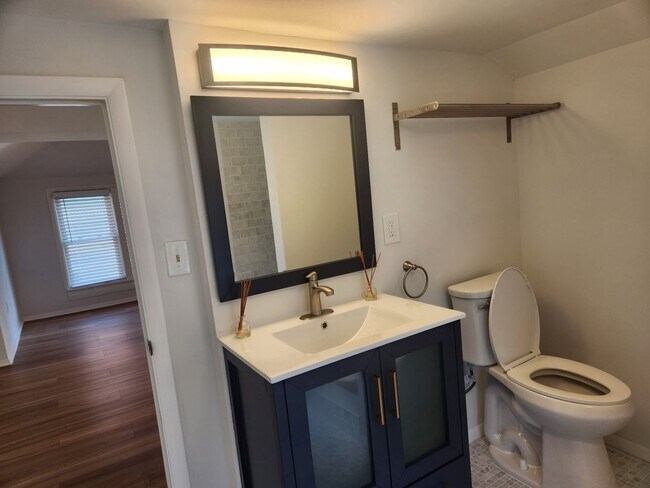 Building Photo - 809 Bay Ridge Ave