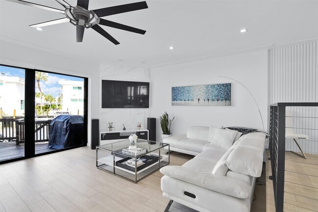 Building Photo - 1035 Boca Cove Ln