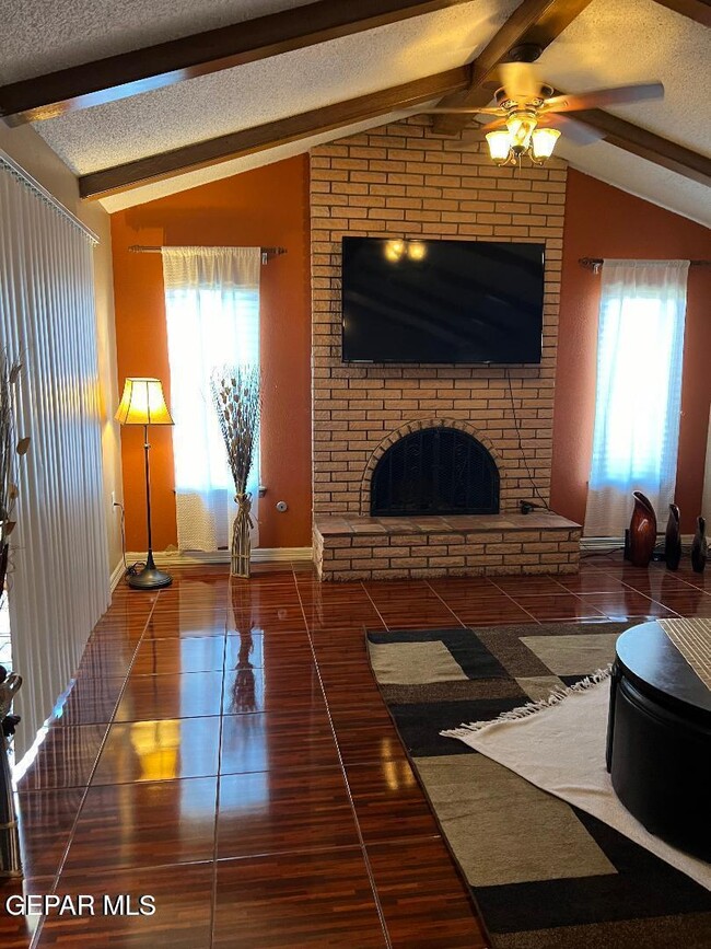 Building Photo - 1820 Jack Nicklaus Dr
