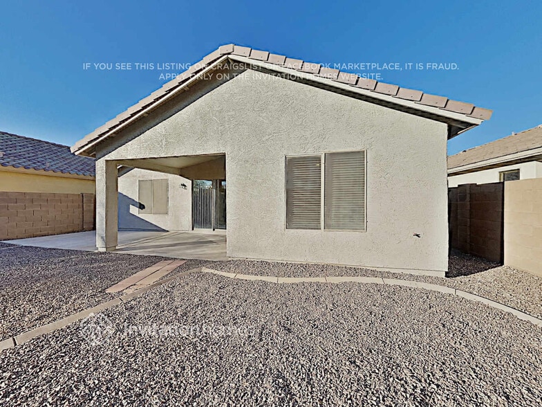 Building Photo - 399 W Gascon Rd