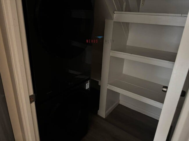 Building Photo - 19-22-22 21st Rd