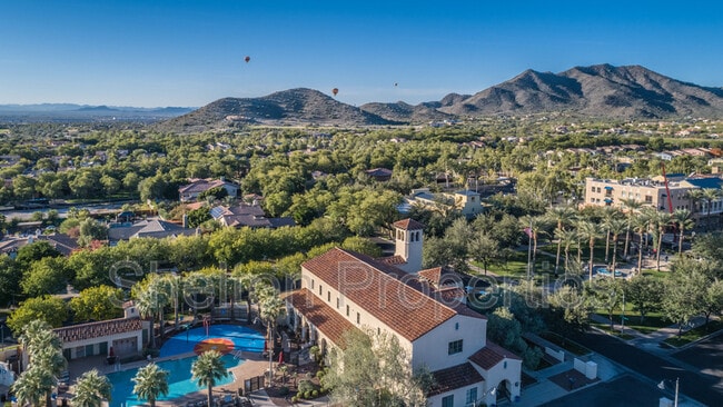 Building Photo - 20877 W Court St