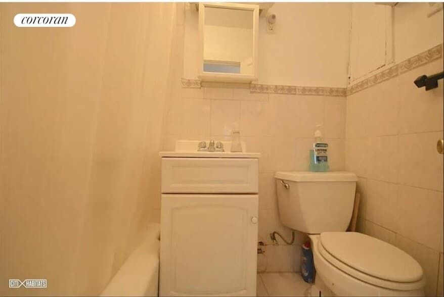 Building Photo - 206 Washington Park