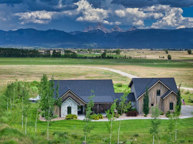 Building Photo - 4742 Heads Up Rd