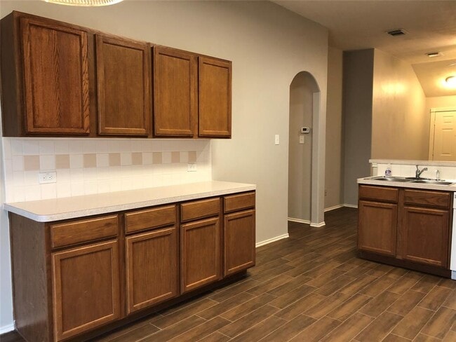 Building Photo - 4310 Sorsby Dr