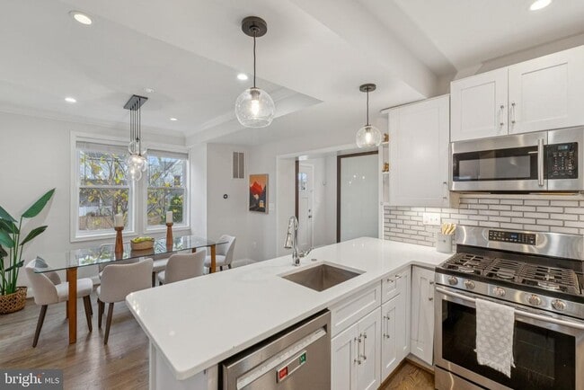 Building Photo - 5629 8th St NW