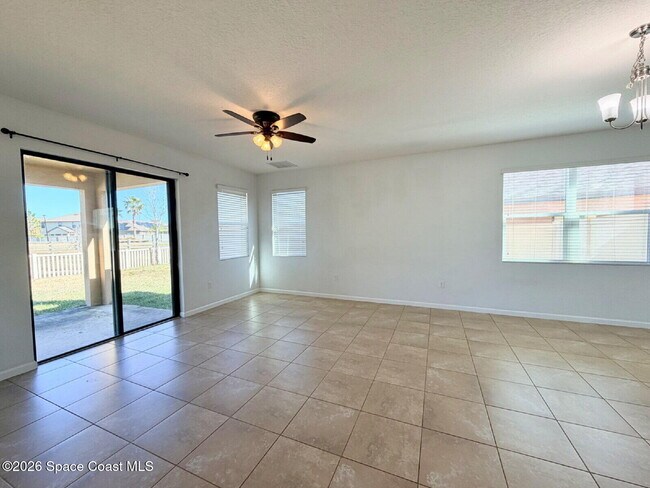 Building Photo - 1623 Musgrass Cir