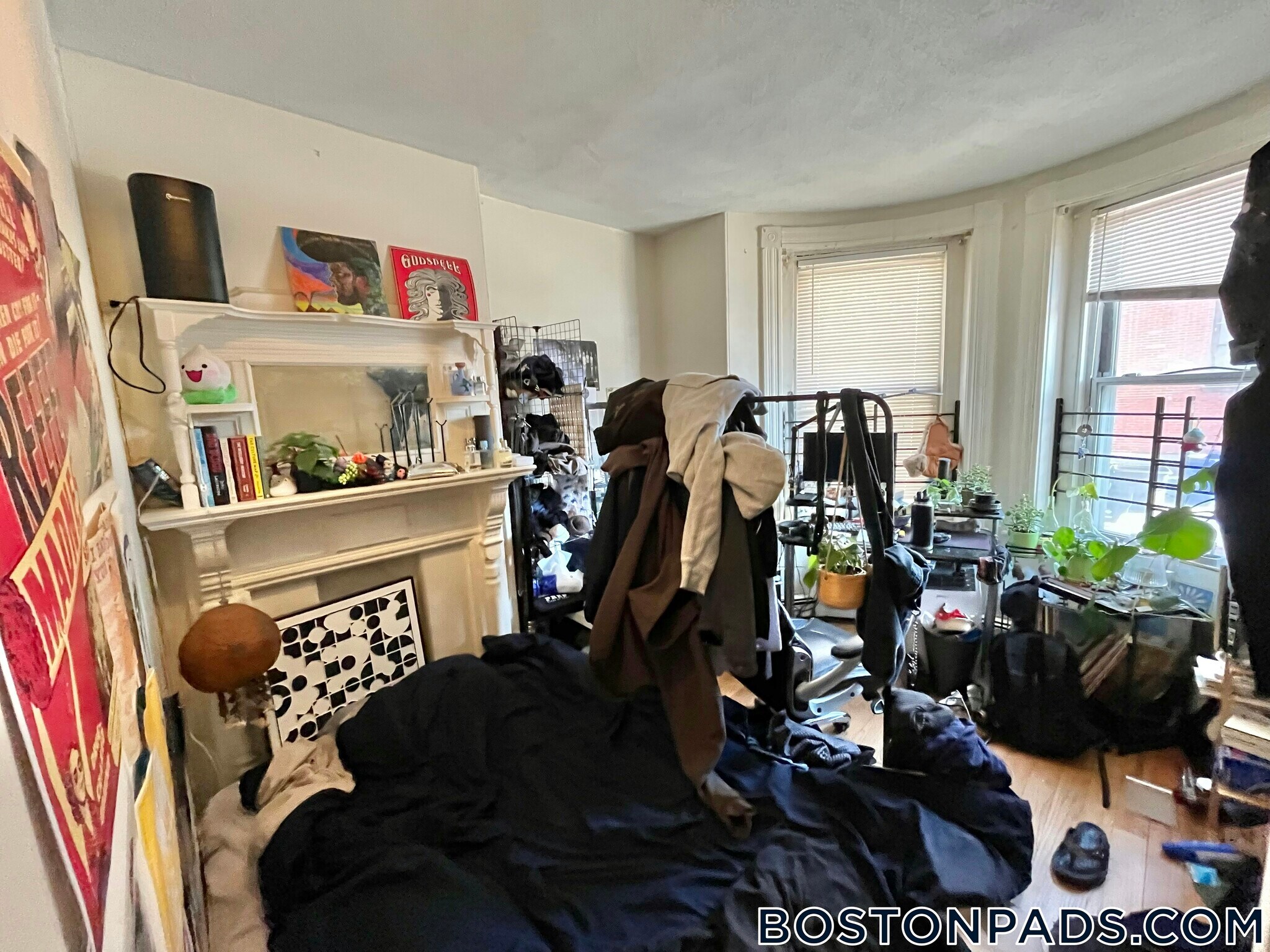 Building Photo - 3 Warwick St