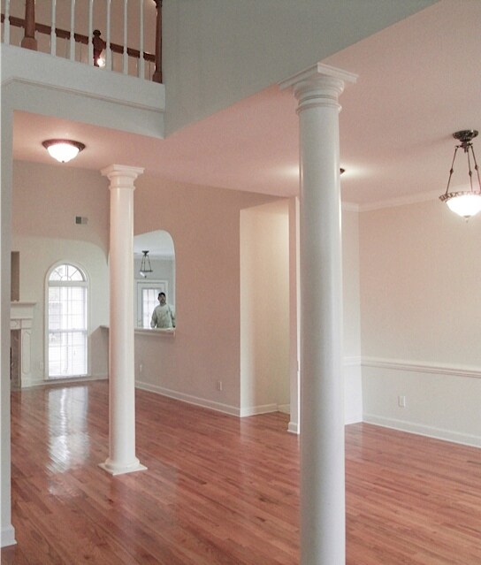 Building Photo - 1331 Rain Hollow Cir E