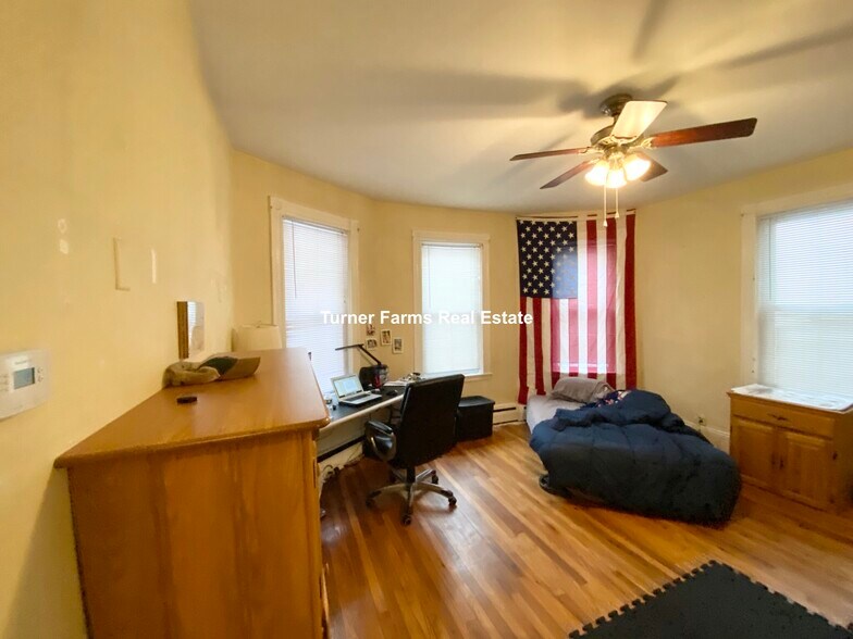 Building Photo - 34 Cherokee St