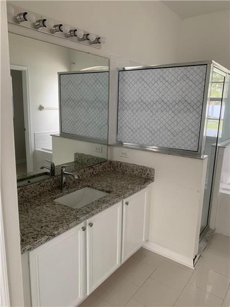 Building Photo - 808 Massy Ct