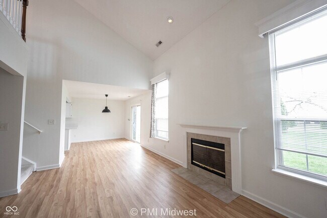 Building Photo - 3822 LimeLight Ln