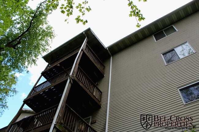 Building Photo - 349 Gilmore St