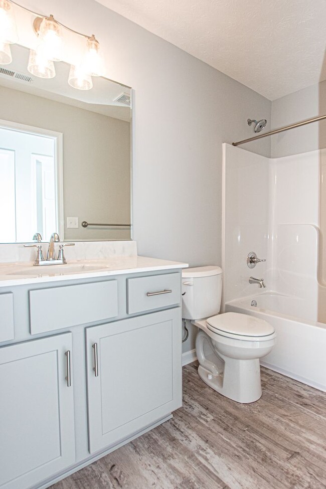 Building Photo - 412 Eagle Pointe Dr