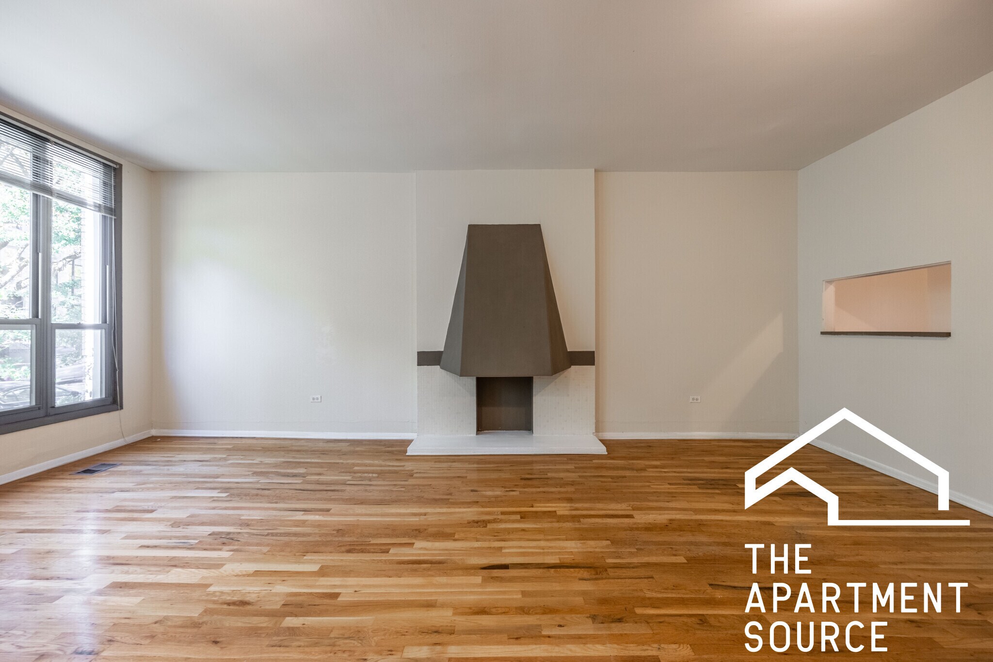 Building Photo - 1427 N Dearborn St