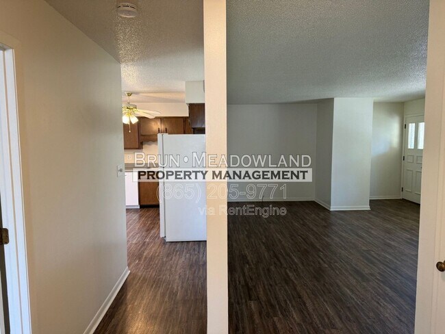 Building Photo - 3719 Mooers St