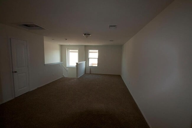 Building Photo - 317 Springbrook Rd