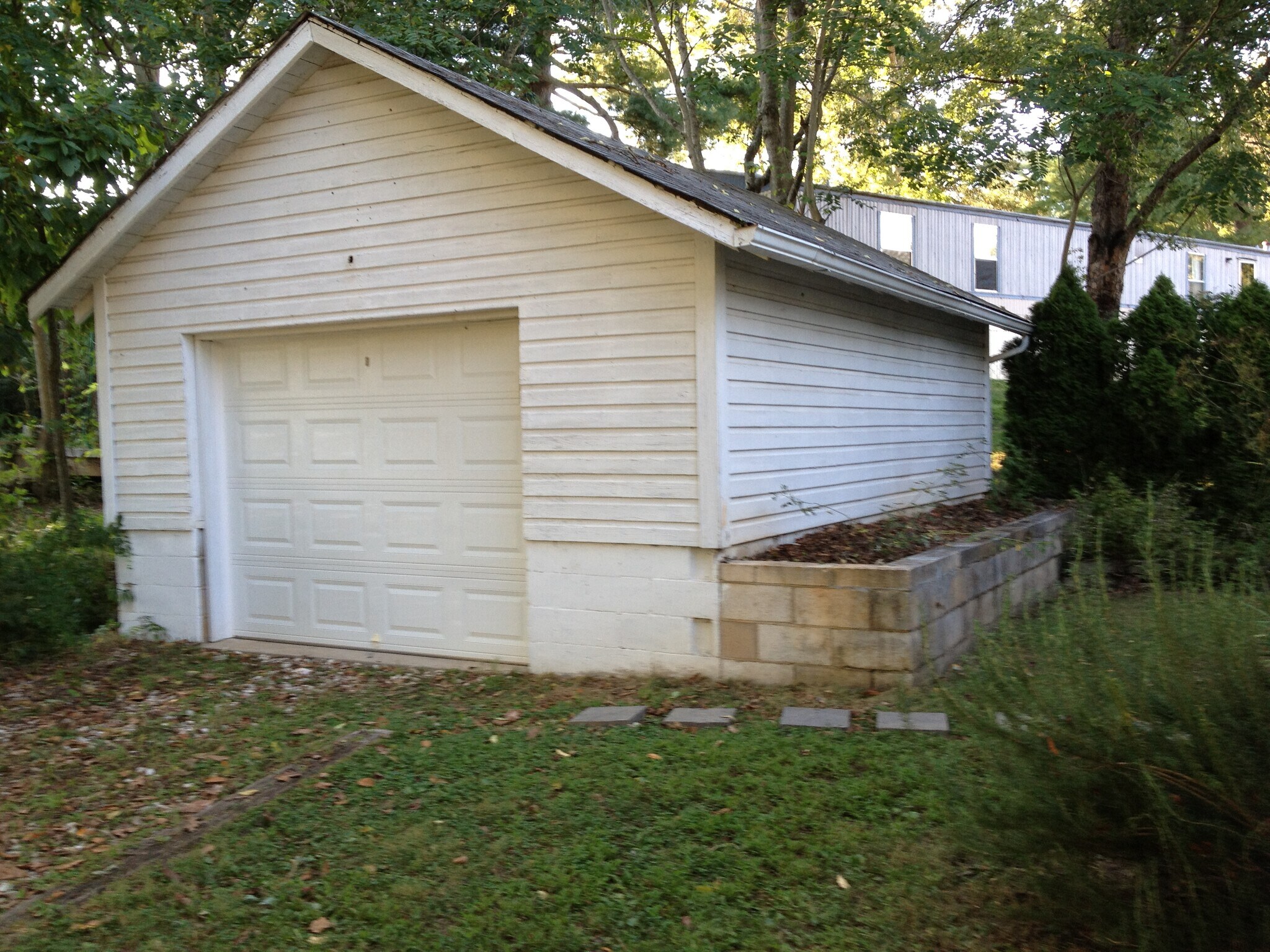 Building Photo - 11 Trexler Rd