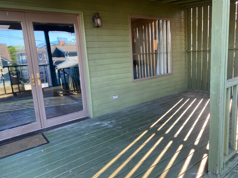 Building Photo - 2115 Ashwood Ave