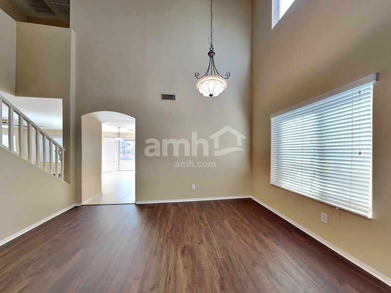 Building Photo - 3221 S 93rd Ave
