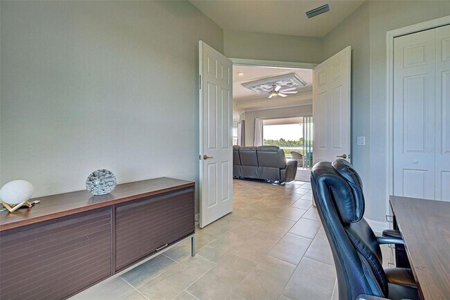 Building Photo - 15240 Spanish Point Dr