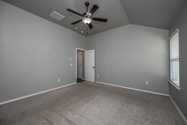 Building Photo - 18208 Scarborough Dr