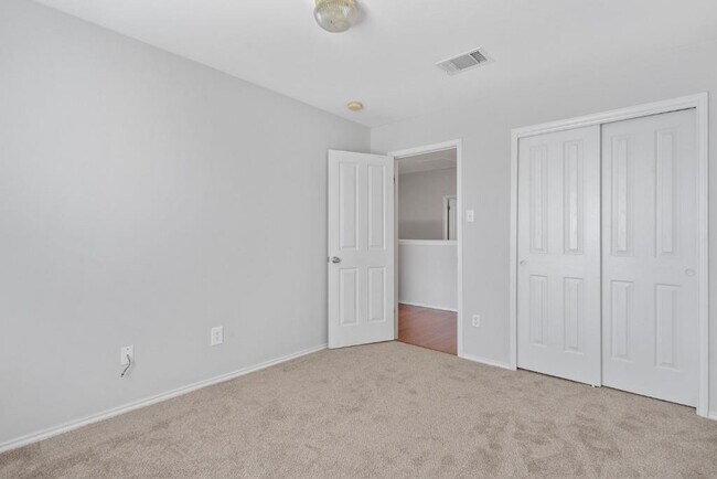 Building Photo - 120 Brazos Ln