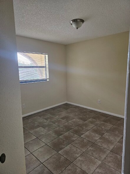 Building Photo - 4030 78th Ave N