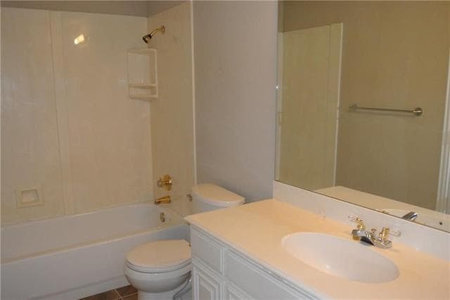 Building Photo - 2366 Southcourt Cir