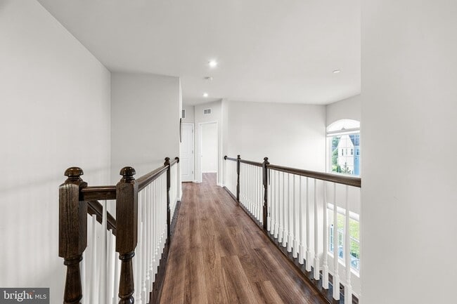 Building Photo - 1022 Fawn Haven Walk