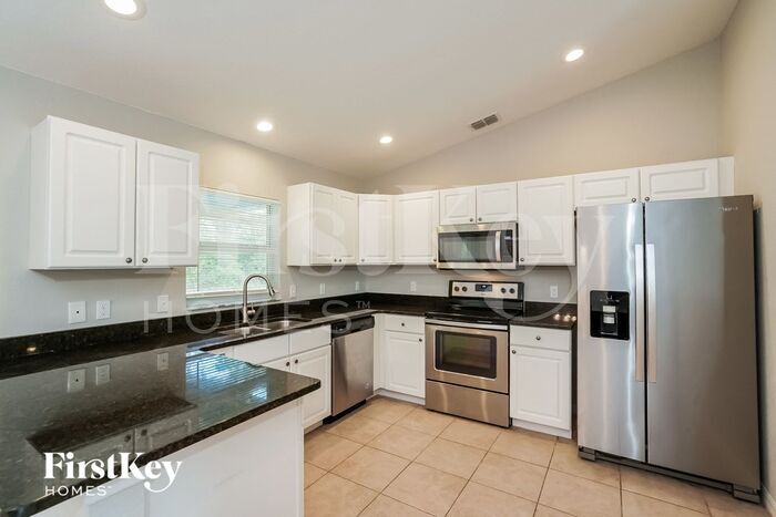 Building Photo - 12246 Gulfstream Blvd