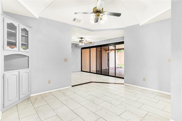 Building Photo - 3117 Osceola Dr