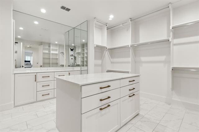 Building Photo - 28 Comillas Dr