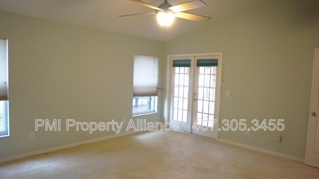 Building Photo - 1521 Parkglen Cir