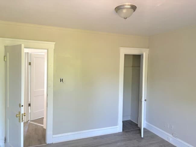 Building Photo - Nice 3 Bedroom, 1 Bathroom Home – Available Now