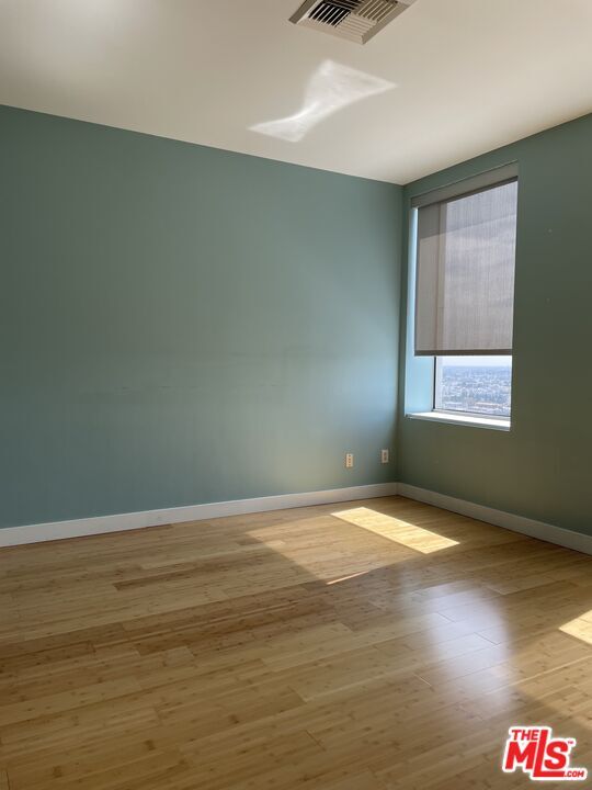 Building Photo - 3810 Wilshire Blvd