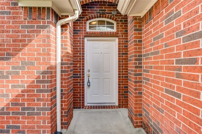 Building Photo - 16718 Mackenzie Mesa Dr