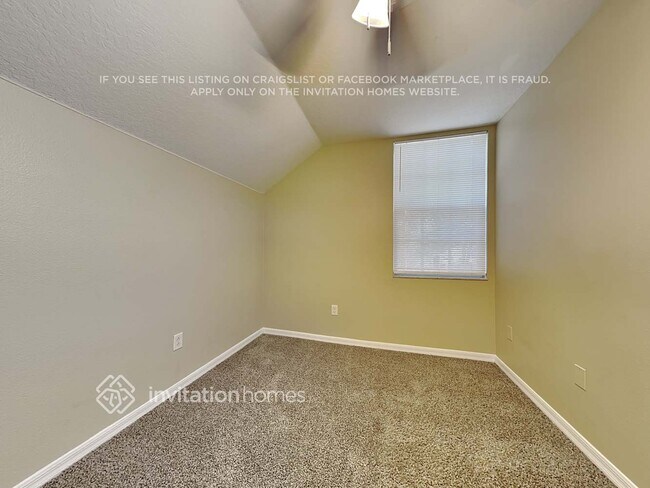 Building Photo - 5803 Meadowpark Pl