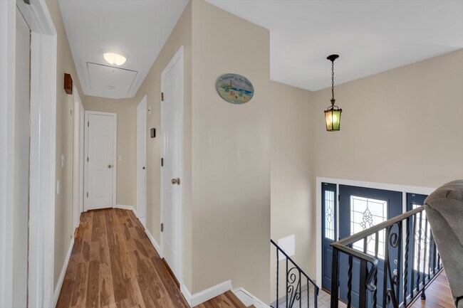 Building Photo - 415 15th Ave