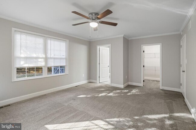 Building Photo - 1516 Cedarwood Dr