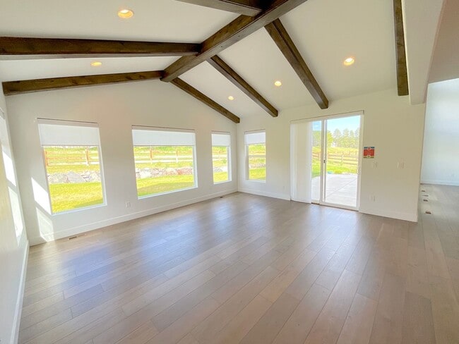 Building Photo - 5 Bedroom Home Available Near Baptist Rd &...