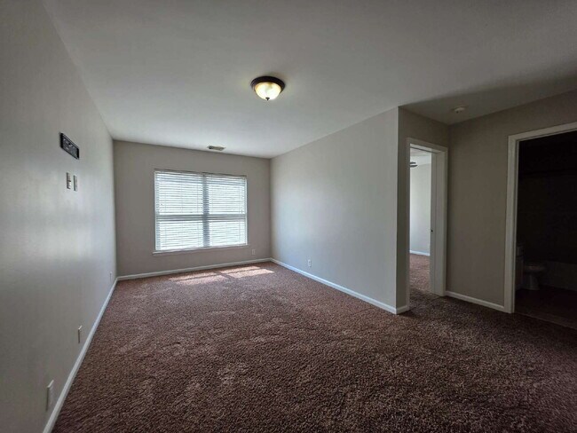 Building Photo - Luxury Lake Living Overlooking Coleman Lake
