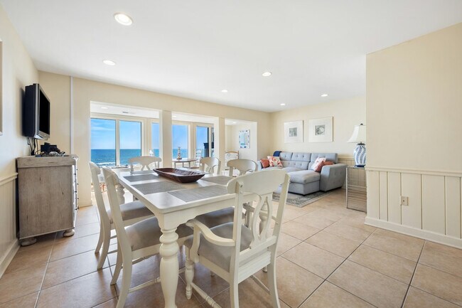 Building Photo - 409 Debordieu Blvd